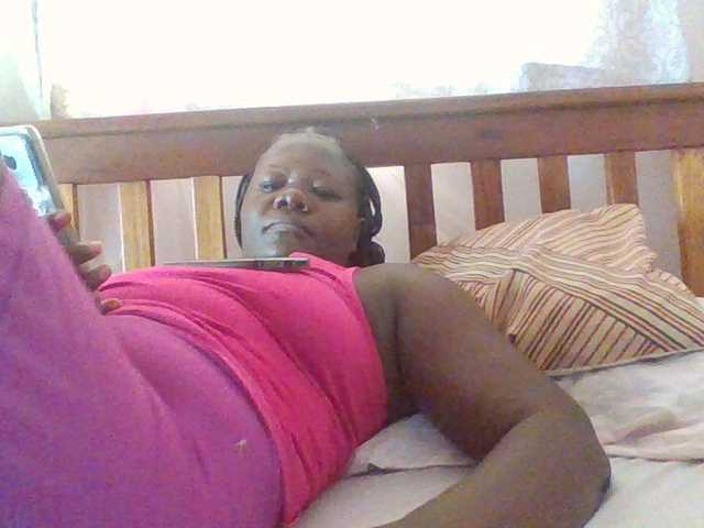 prettybree88 live cam on BongaCams