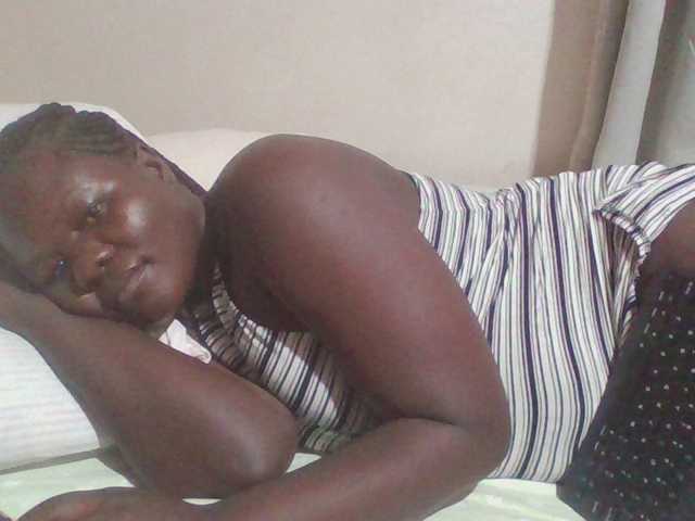 prettybree88 live cam on BongaCams