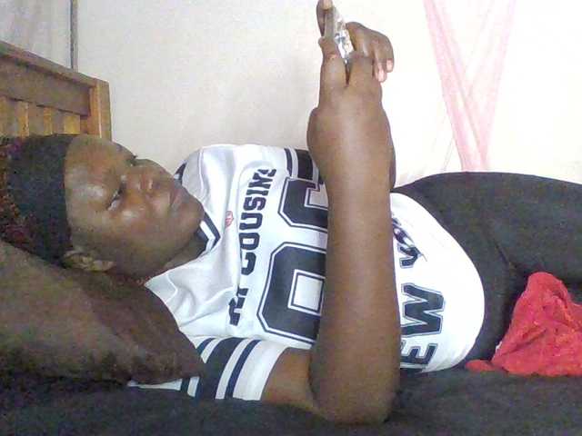 prettybree88 live cam on BongaCams
