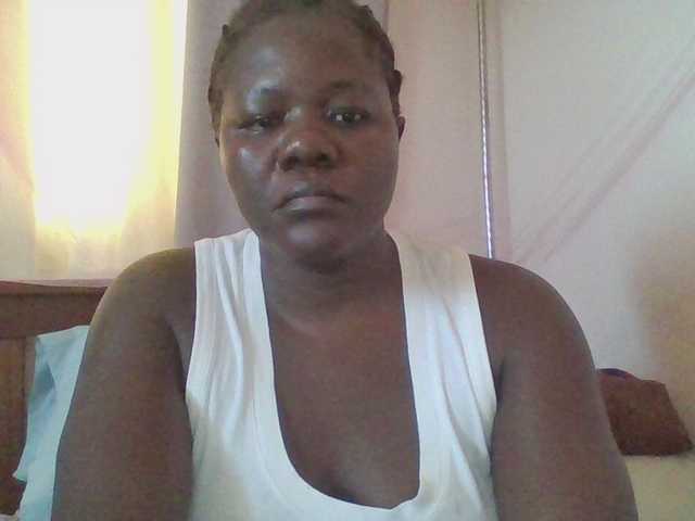 prettybree88 live cam on BongaCams