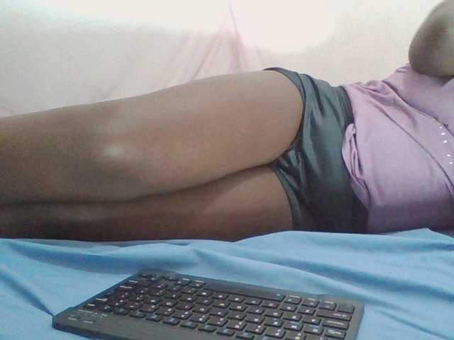 prettybree88 live cam on BongaCams