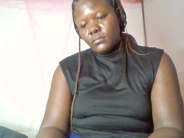 prettybree88 live cam on BongaCams