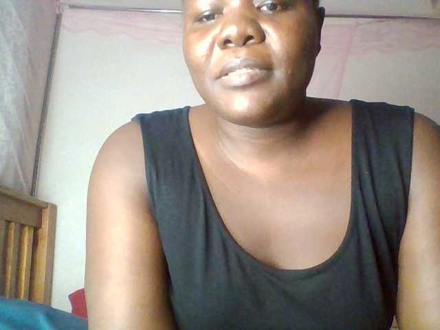prettybree88 live cam on BongaCams