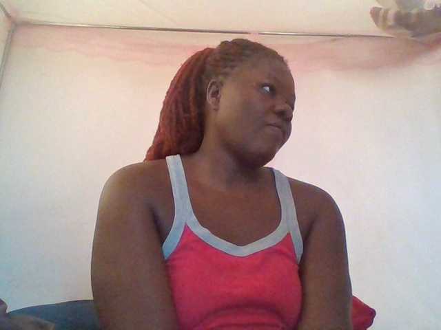 prettybree88 live cam on BongaCams