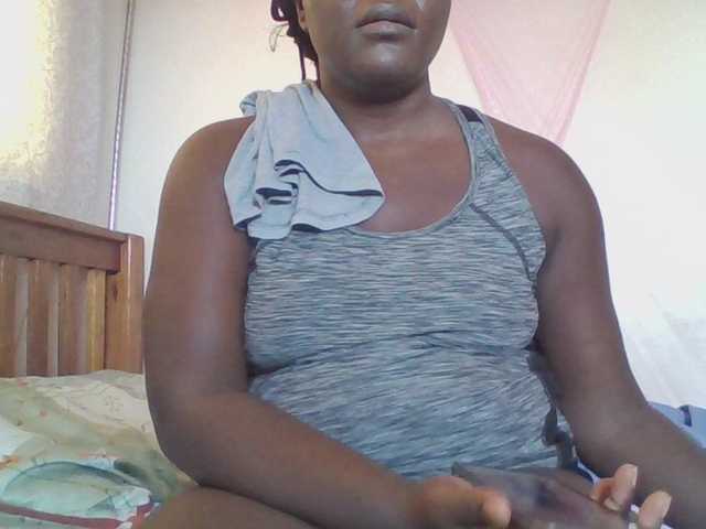 prettybree88 live cam on BongaCams