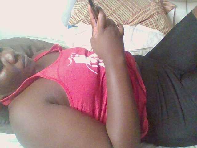prettybree88 live cam on BongaCams