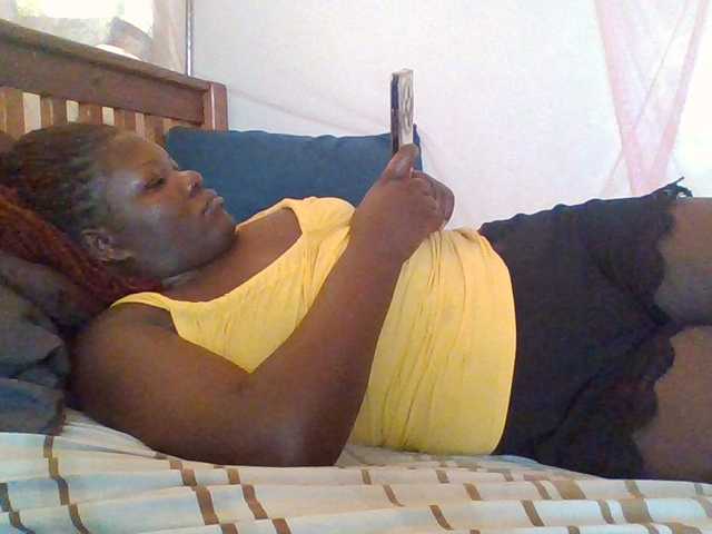prettybree88 live cam on BongaCams