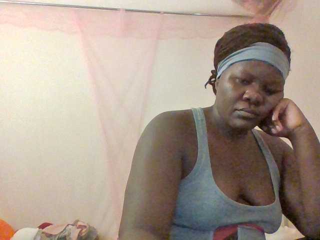 prettybree88 live cam on BongaCams