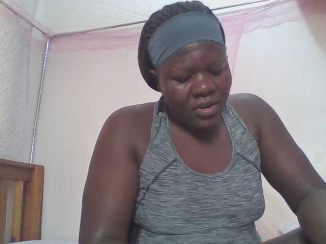 prettybree88 live cam on BongaCams