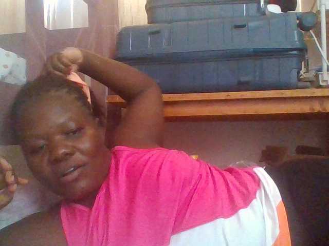 prettybree88 live cam on BongaCams