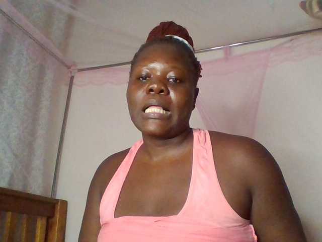 prettybree88 live cam on BongaCams