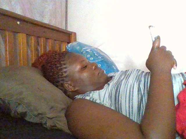 prettybree88 live cam on BongaCams
