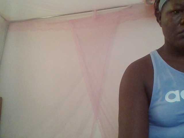 prettybree88, en vivo ahora en BongaCams