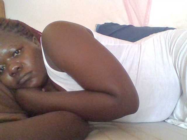 prettybree88 live cam on BongaCams