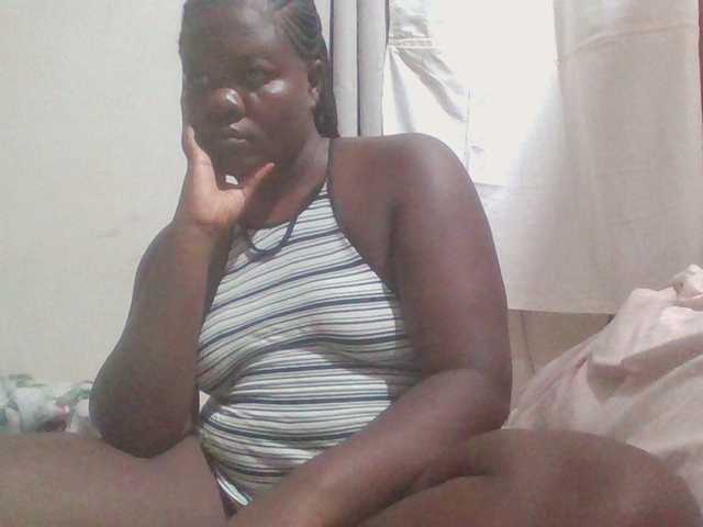 prettybree88 live cam on BongaCams
