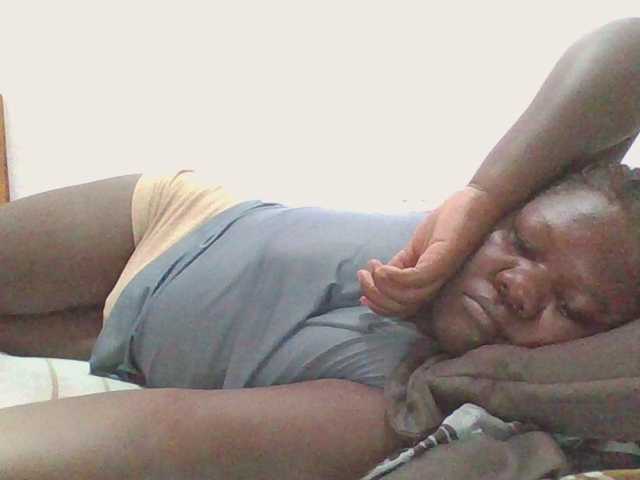 prettybree88 live cam on BongaCams
