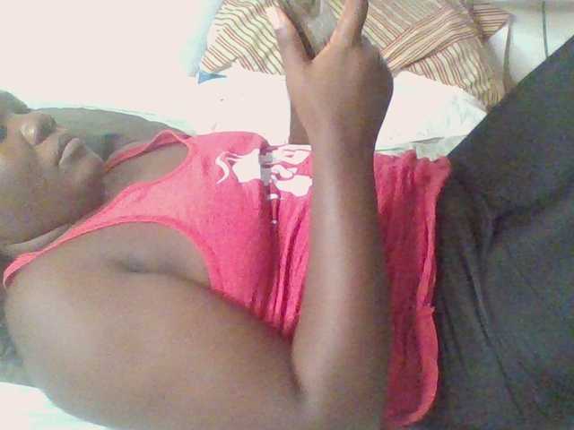 prettybree88 live cam on BongaCams