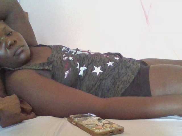 prettybree88 live cam on BongaCams