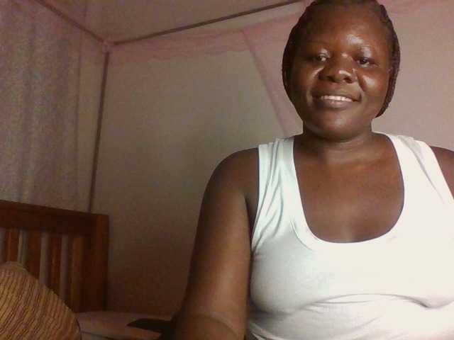 prettybree88 live cam on BongaCams
