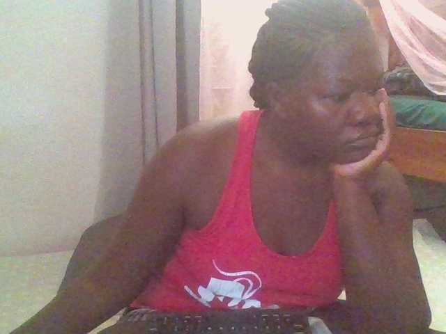prettybree88 live cam on BongaCams