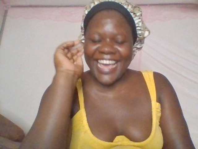 prettybree88 live cam on BongaCams