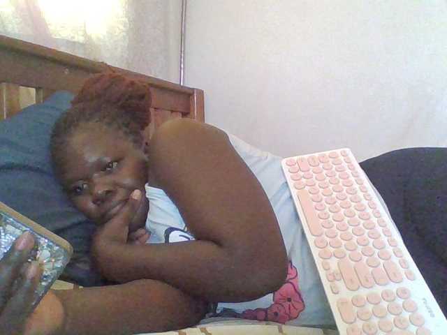 prettybree88 live cam on BongaCams