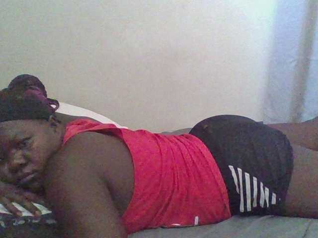 prettybree88 live cam on BongaCams