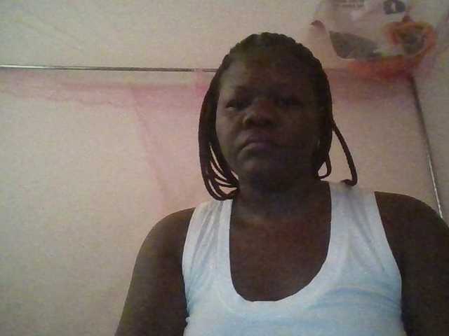 prettybree88 live cam on BongaCams