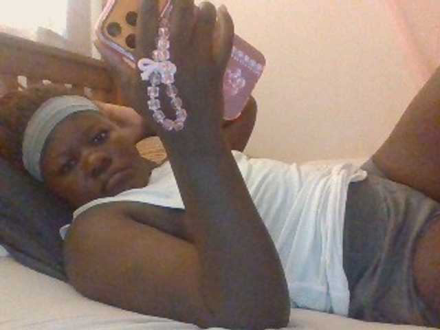 prettybree88 live cam on BongaCams
