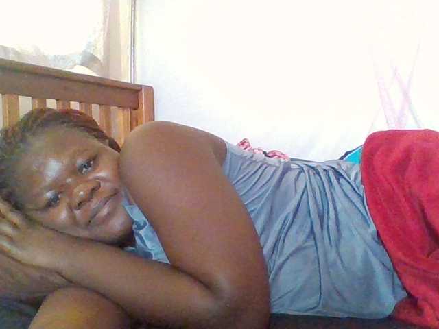 prettybree88 live cam on BongaCams
