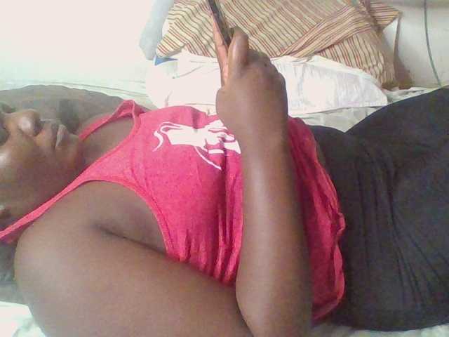 prettybree88 live cam on BongaCams