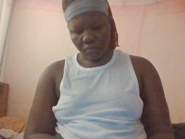 prettybree88 live cam on BongaCams