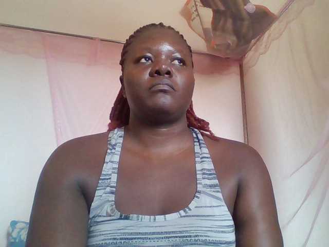 prettybree88 live cam on BongaCams