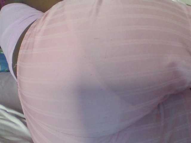 prettybree88 live cam on BongaCams