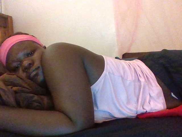 prettybree88 live cam on BongaCams