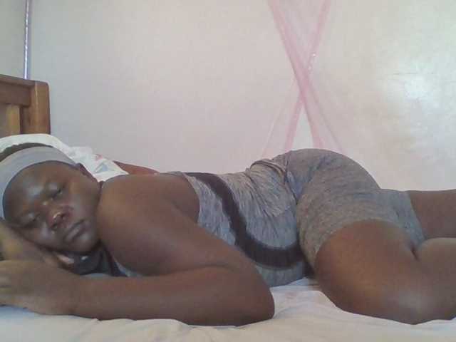 prettybree88 live cam on BongaCams