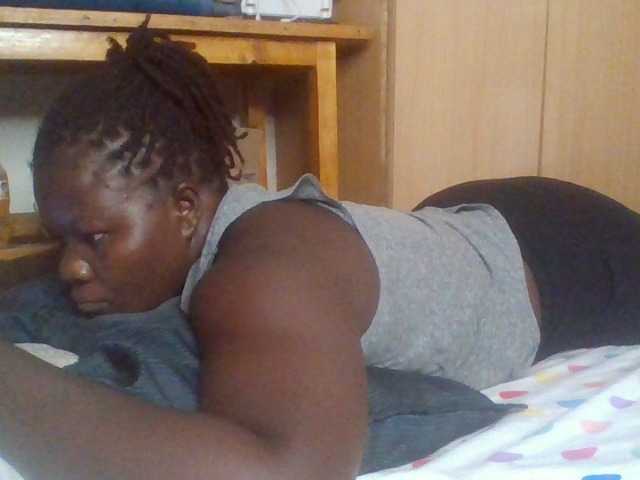 prettybree88 live cam on BongaCams