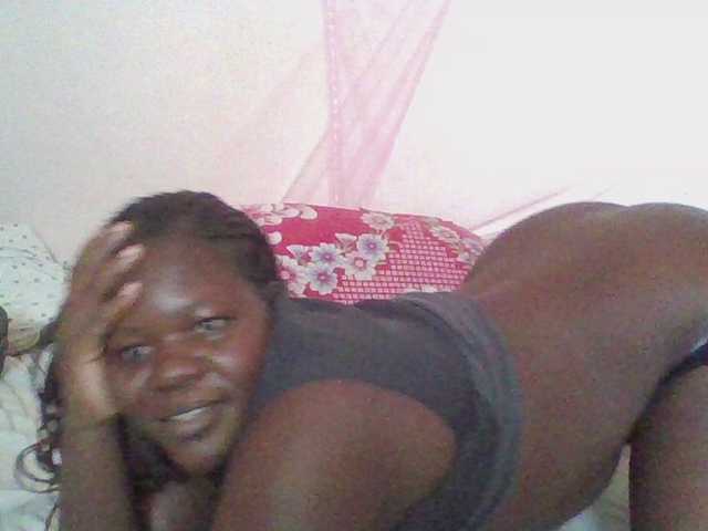 prettybree88 live cam on BongaCams