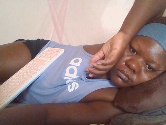 prettybree88 live cam on BongaCams