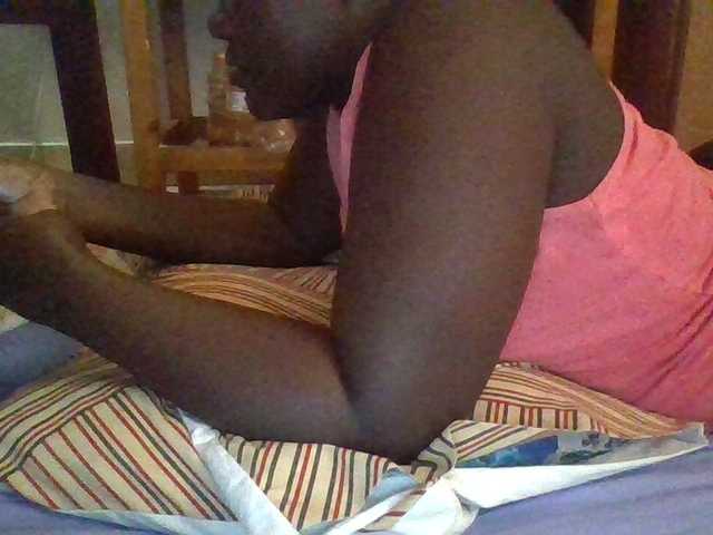 prettybree88 live cam on BongaCams
