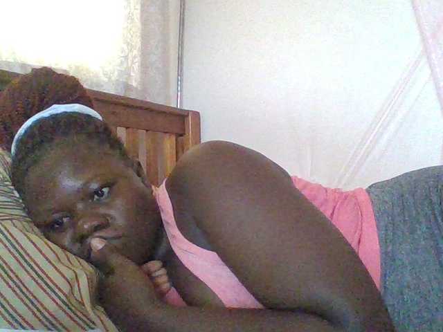 prettybree88 live cam on BongaCams
