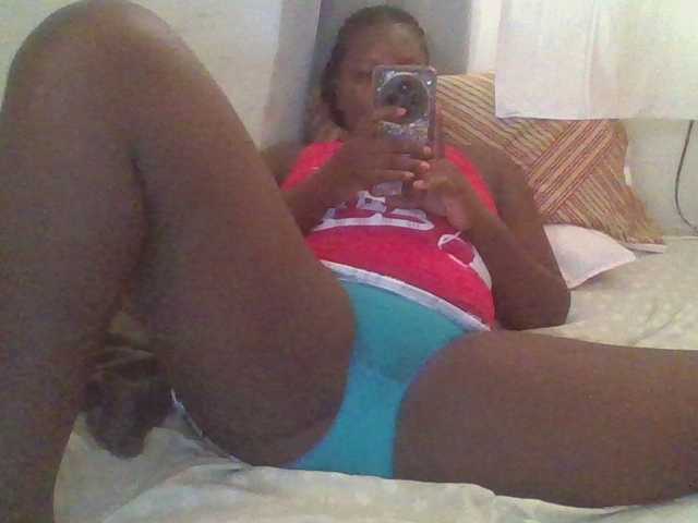 prettybree88 live cam on BongaCams