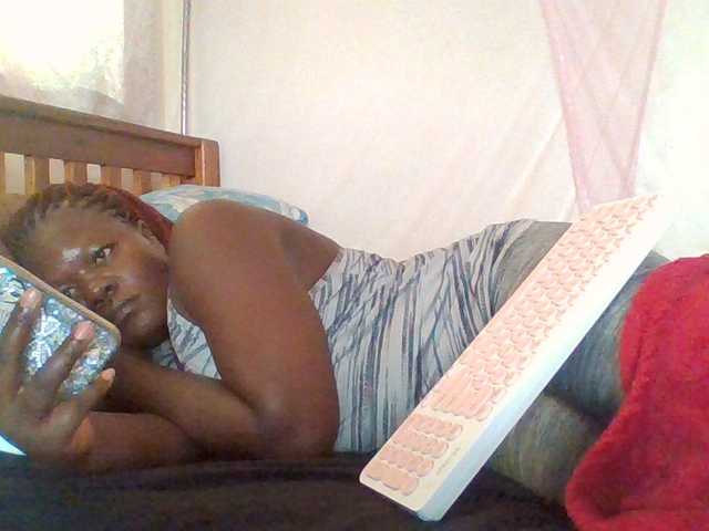 prettybree88 live cam on BongaCams