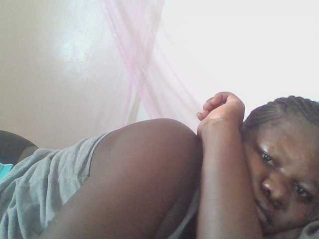 prettybree88 live cam on BongaCams