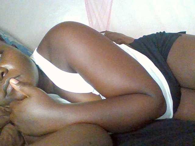 prettybree88 live cam on BongaCams