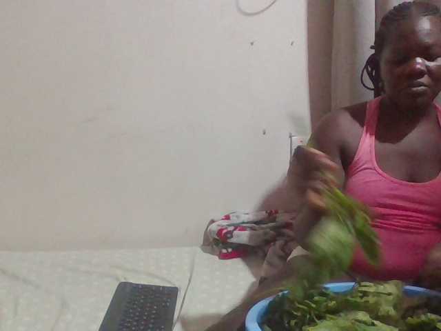 prettybree88 live cam on BongaCams