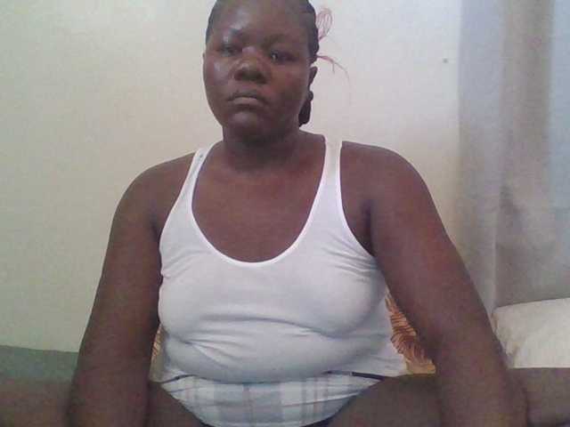 prettybree88 live cam on BongaCams