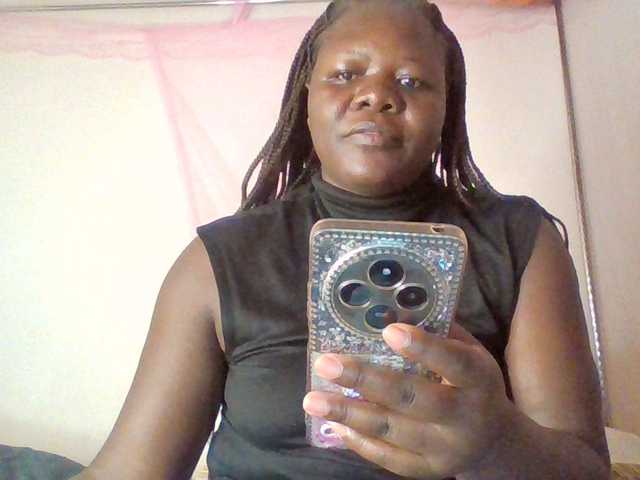 prettybree88 live cam on BongaCams