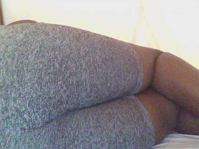 prettybree88 live cam on BongaCams