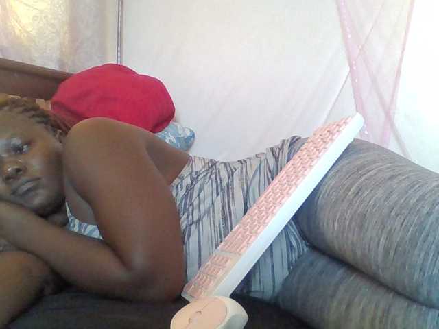 prettybree88 live cam on BongaCams